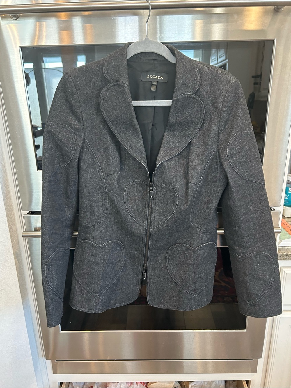 Vintage Escada Dark Gray denim Heart-Appliqué Zip Jacket size 38 slight wear GUC